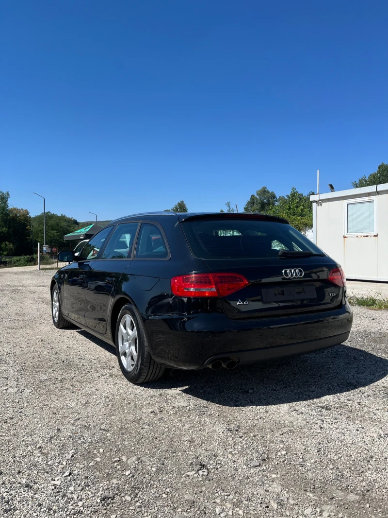 Audi A4 B8 2.0TDI, снимка 6 - Автомобили и джипове - 52336474