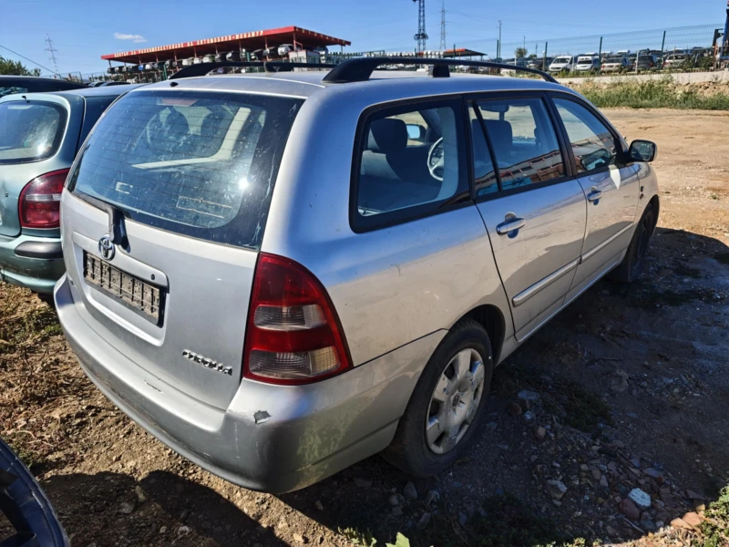 Toyota Corolla 2.0 D4D, снимка 3 - Автомобили и джипове - 51768573