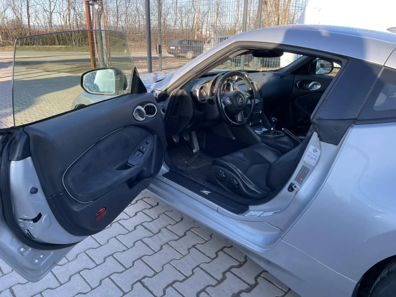 Nissan 370Z 3.7* LPG* KeylessGo* BOSE* Camera* , снимка 6 - Автомобили и джипове - 53166092