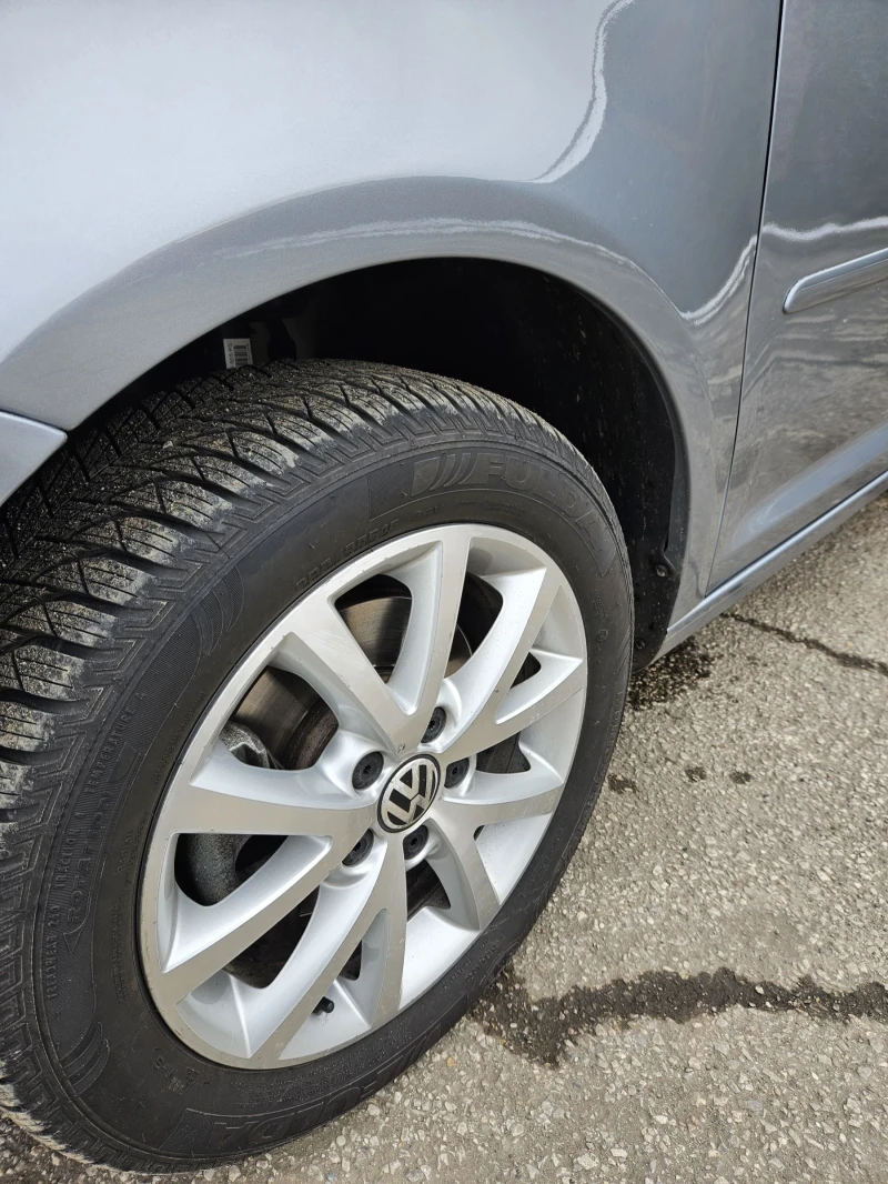 VW Touran 2.0 TDI-DSG-Freestyle 146500km.- уникат, снимка 7 - Автомобили и джипове - 53355081