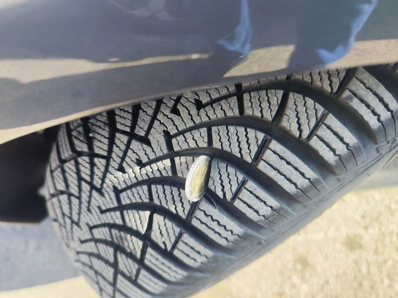 VW Golf, снимка 11 - Автомобили и джипове - 53759721