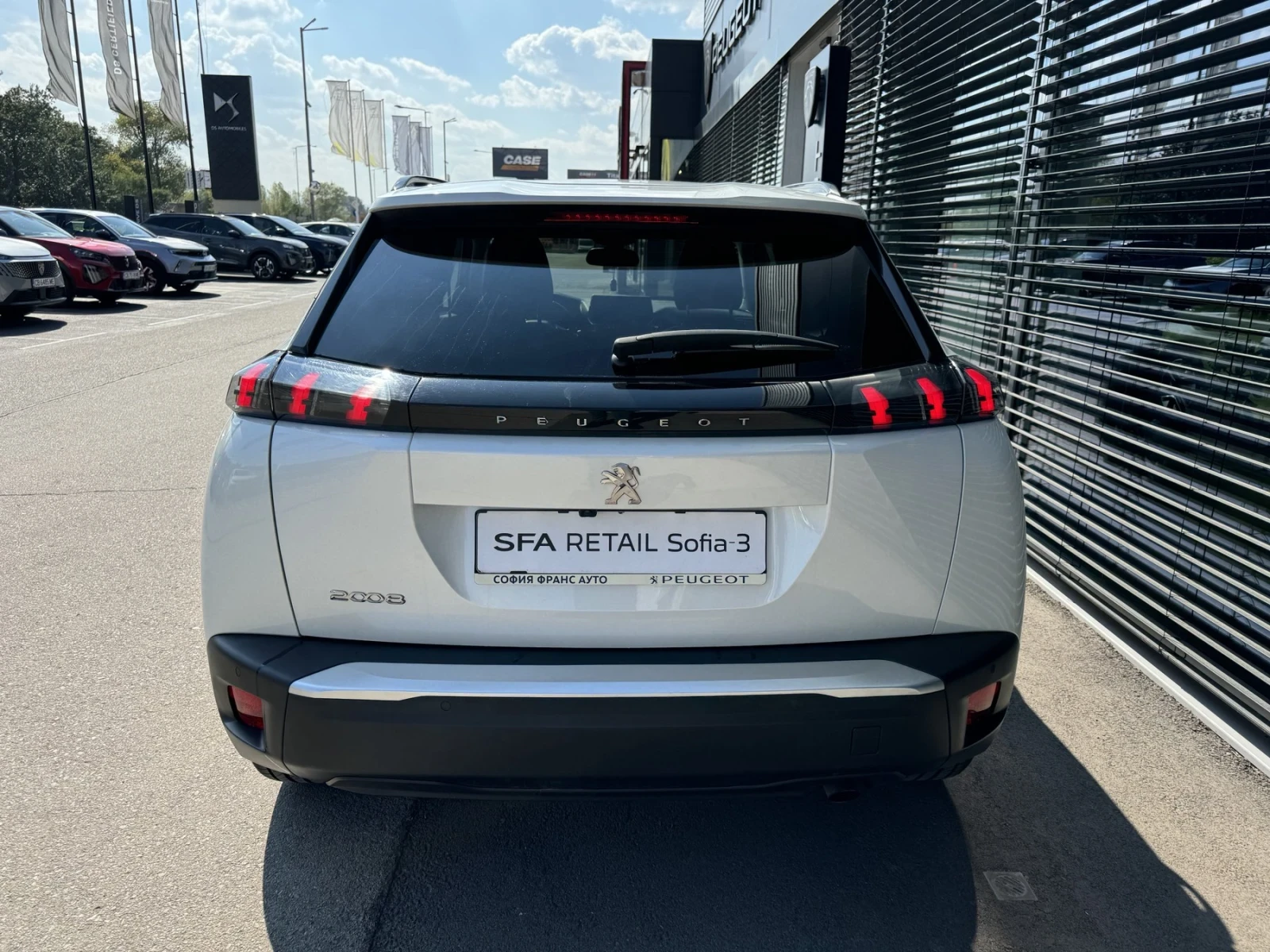 Peugeot 2008 SUV ALLURE 1, 5 BlueHDi 102 hp BVM6 EURO 6 - изображение 6