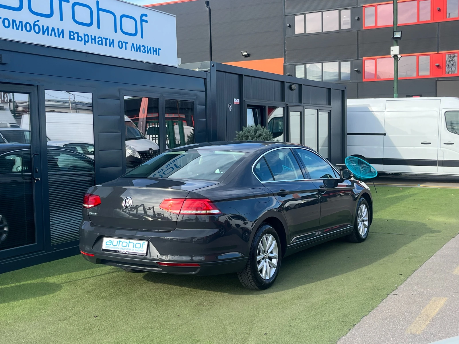 VW Passat COMFORTLINE/2.0TDI/150к.с./6MT - изображение 6