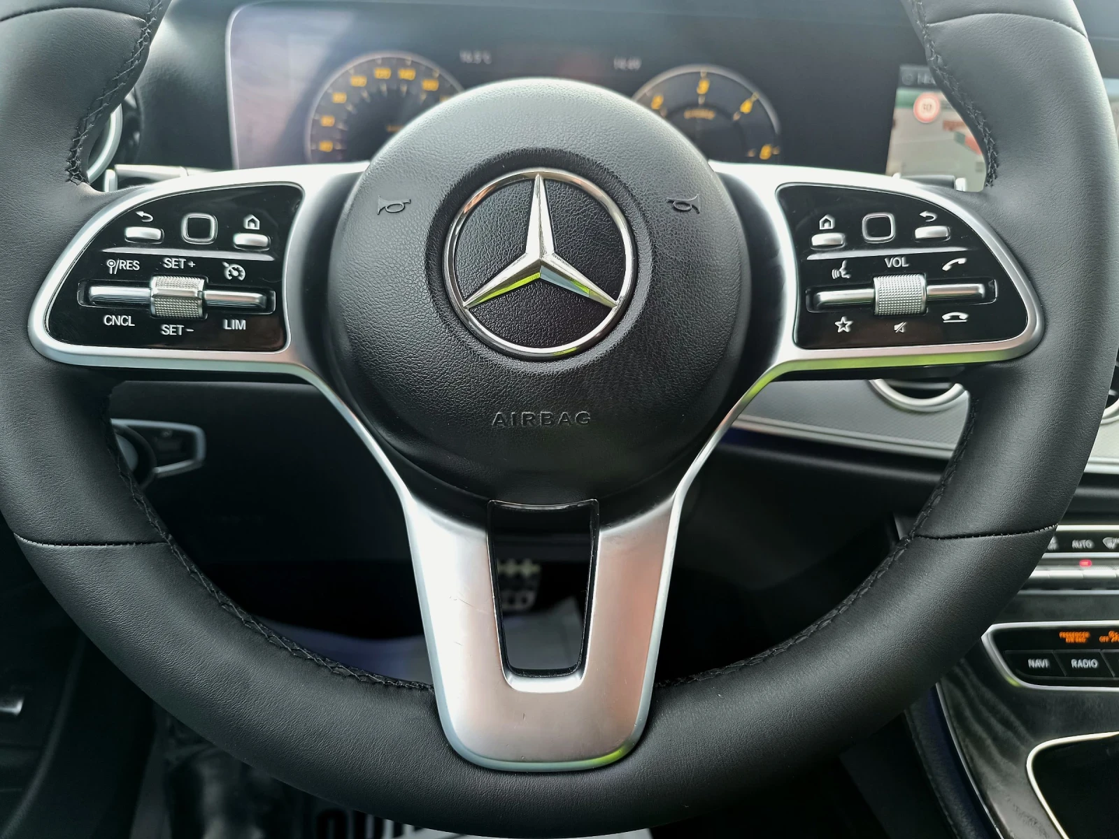 Mercedes-Benz E 220   6 | Mobile.bg   11