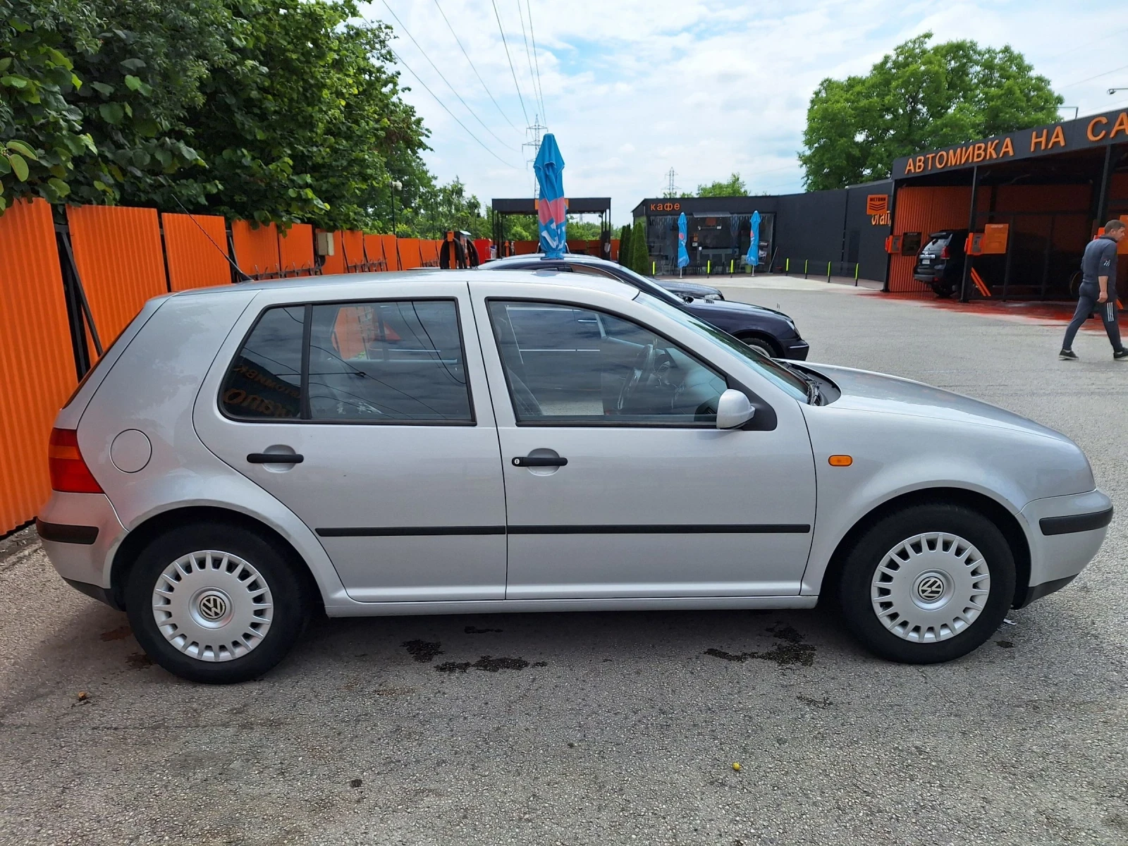 VW Golf 1.6 SR - изображение 2