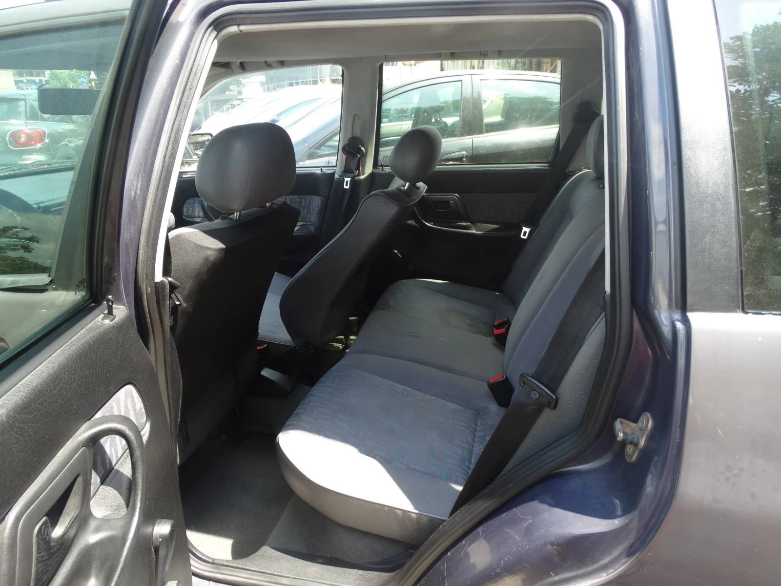 Seat Cordoba 1.4 газ/бензин - изображение 7