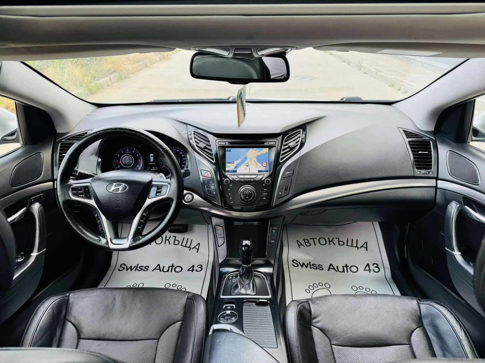 Hyundai I40 2.0i Premium CH - изображение 10