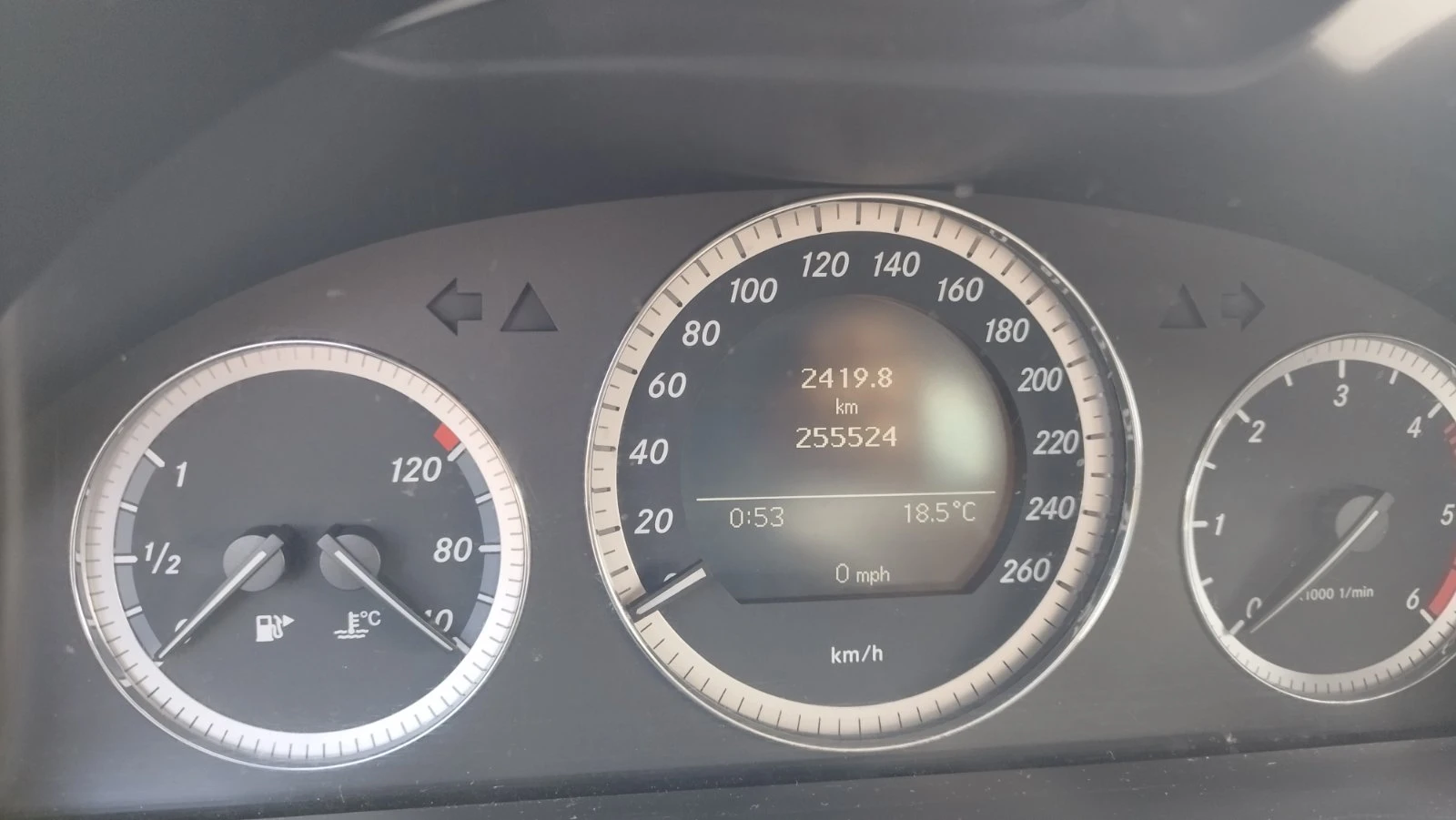 Mercedes-Benz C 220  - изображение 7