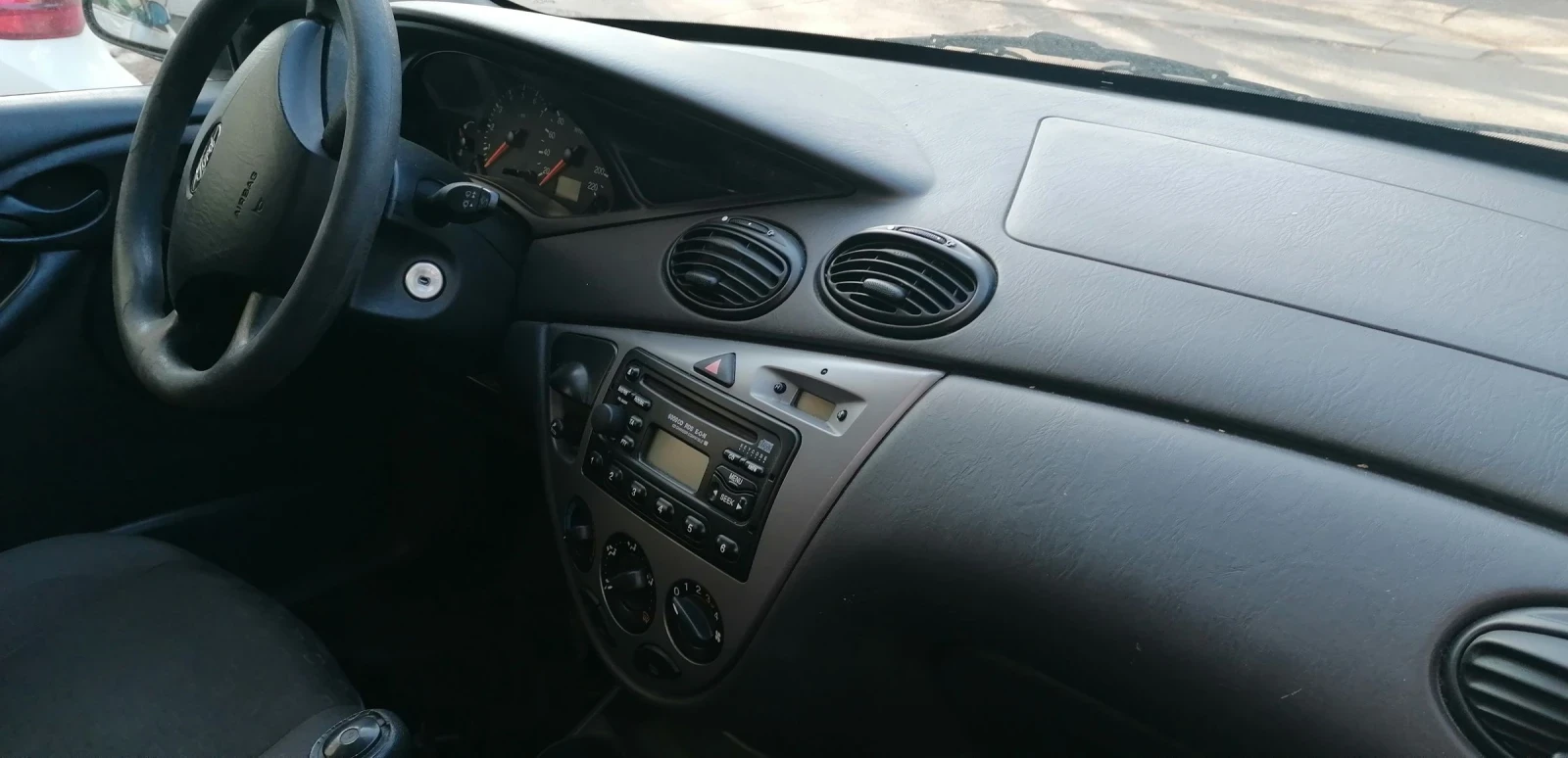 Ford Focus  - изображение 9