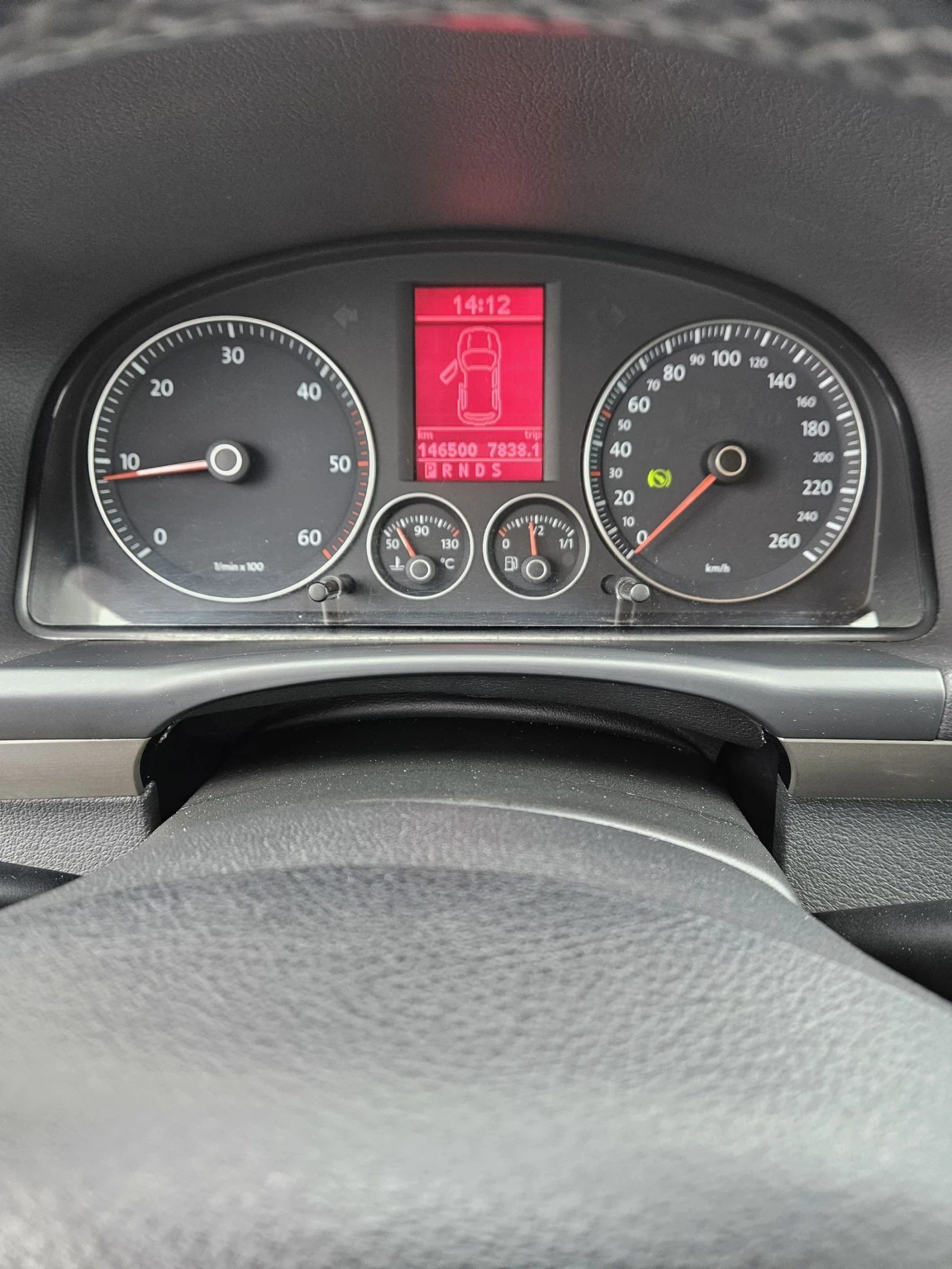 VW Touran 2.0 TDI-DSG-Freestyle 146500km.- уникат - изображение 10