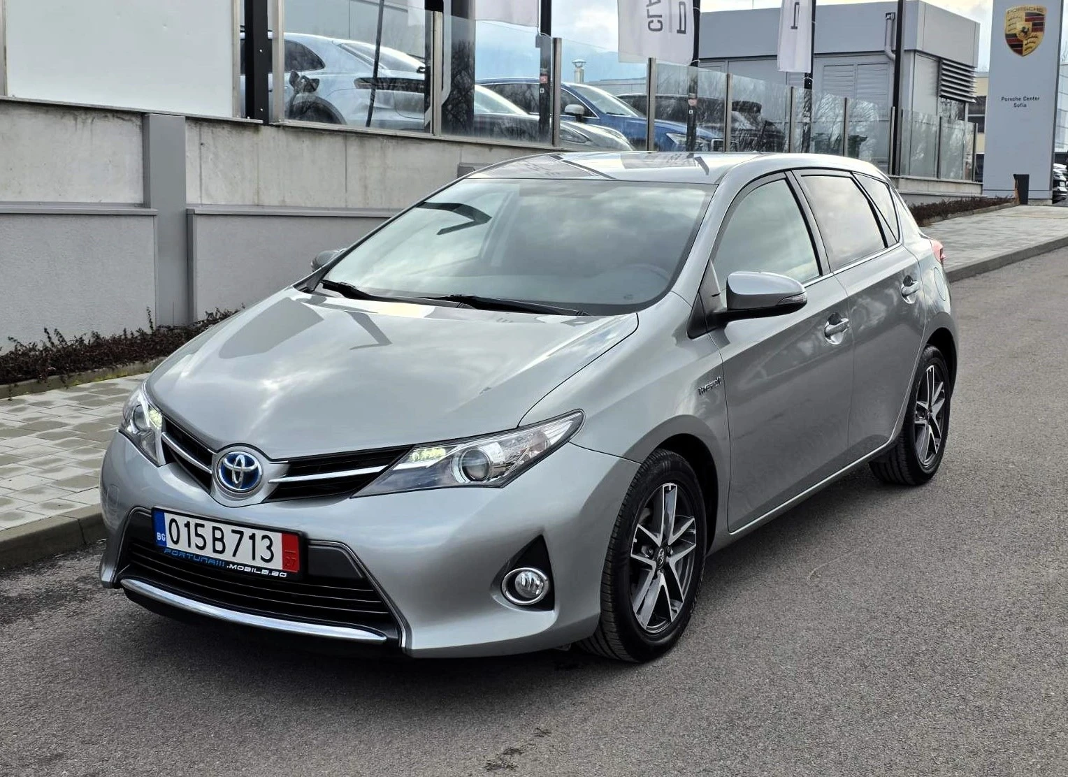Toyota Auris 1.8Hybrid/136/e-CVT/Active+  | Mobile.bg � ����������� 1