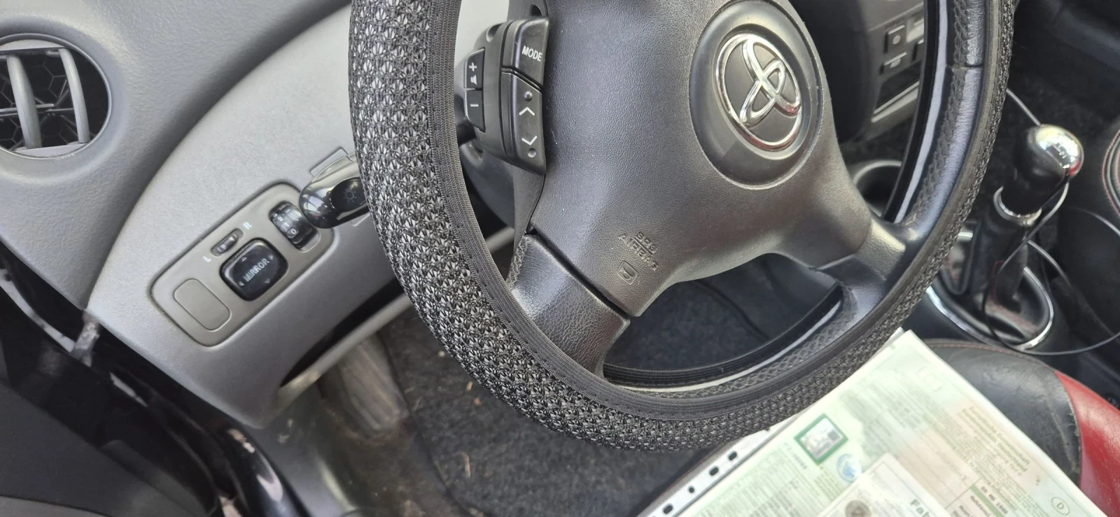 Toyota Yaris 1.3 vvti - изображение 9