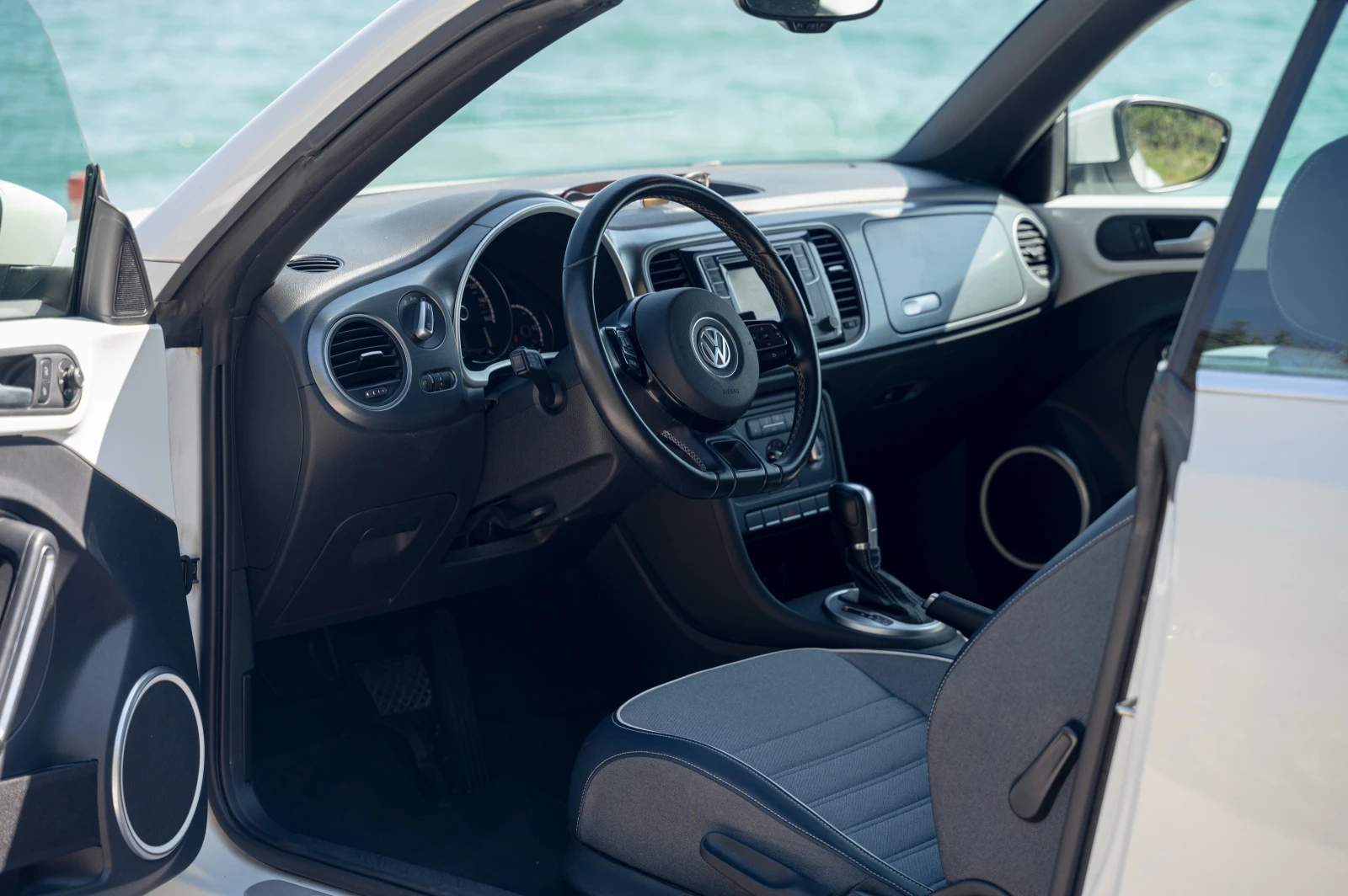 VW Beetle CABRIO+ Automatic, снимка 10 - Автомобили и джипове - 53866739