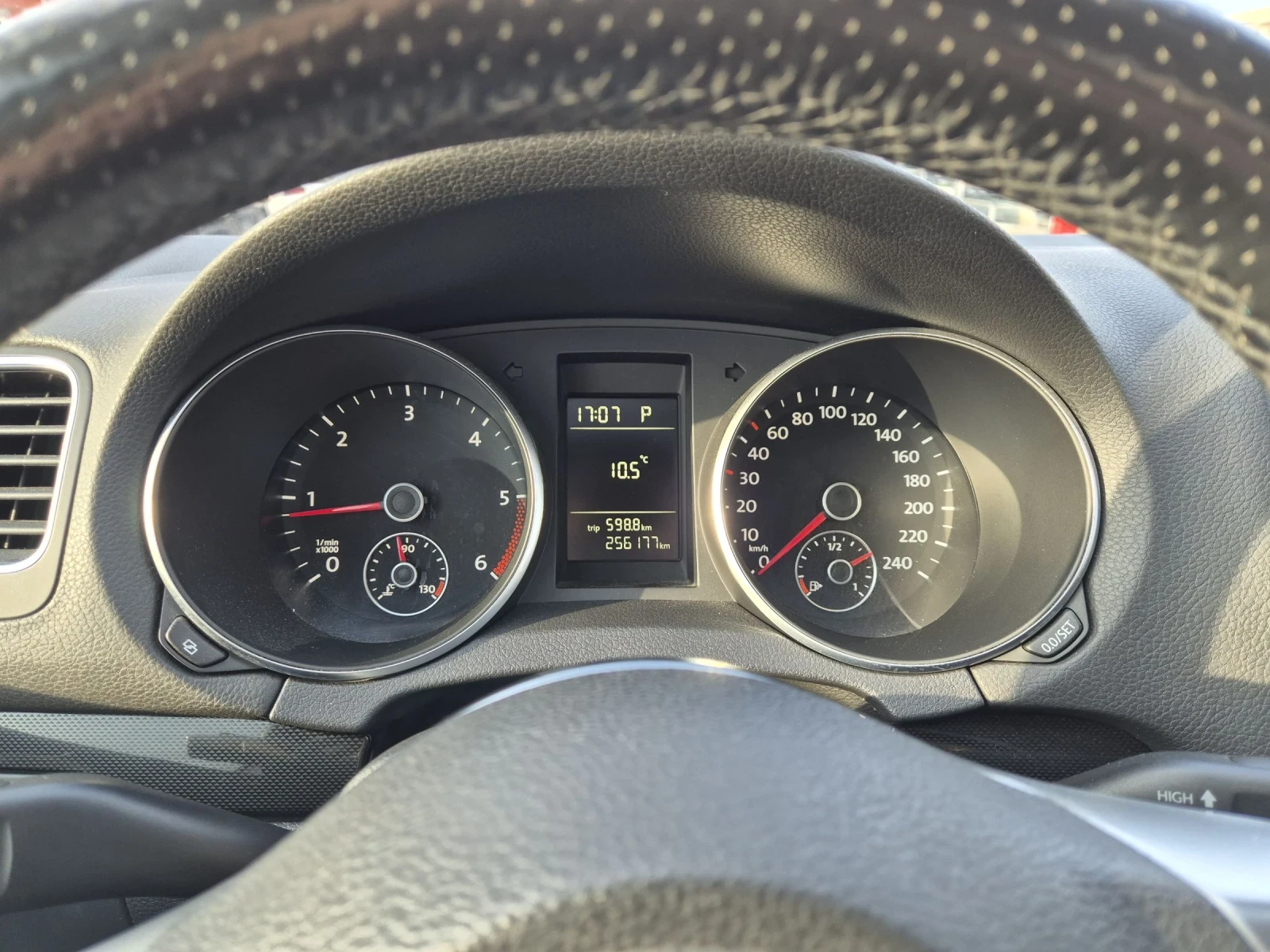 VW Golf, снимка 5 - Автомобили и джипове - 53877709