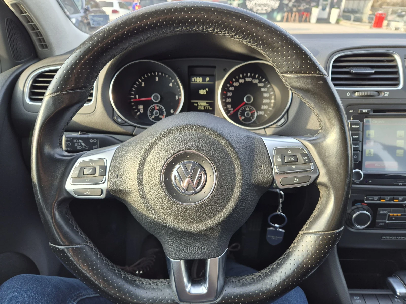 VW Golf, снимка 6 - Автомобили и джипове - 53877709