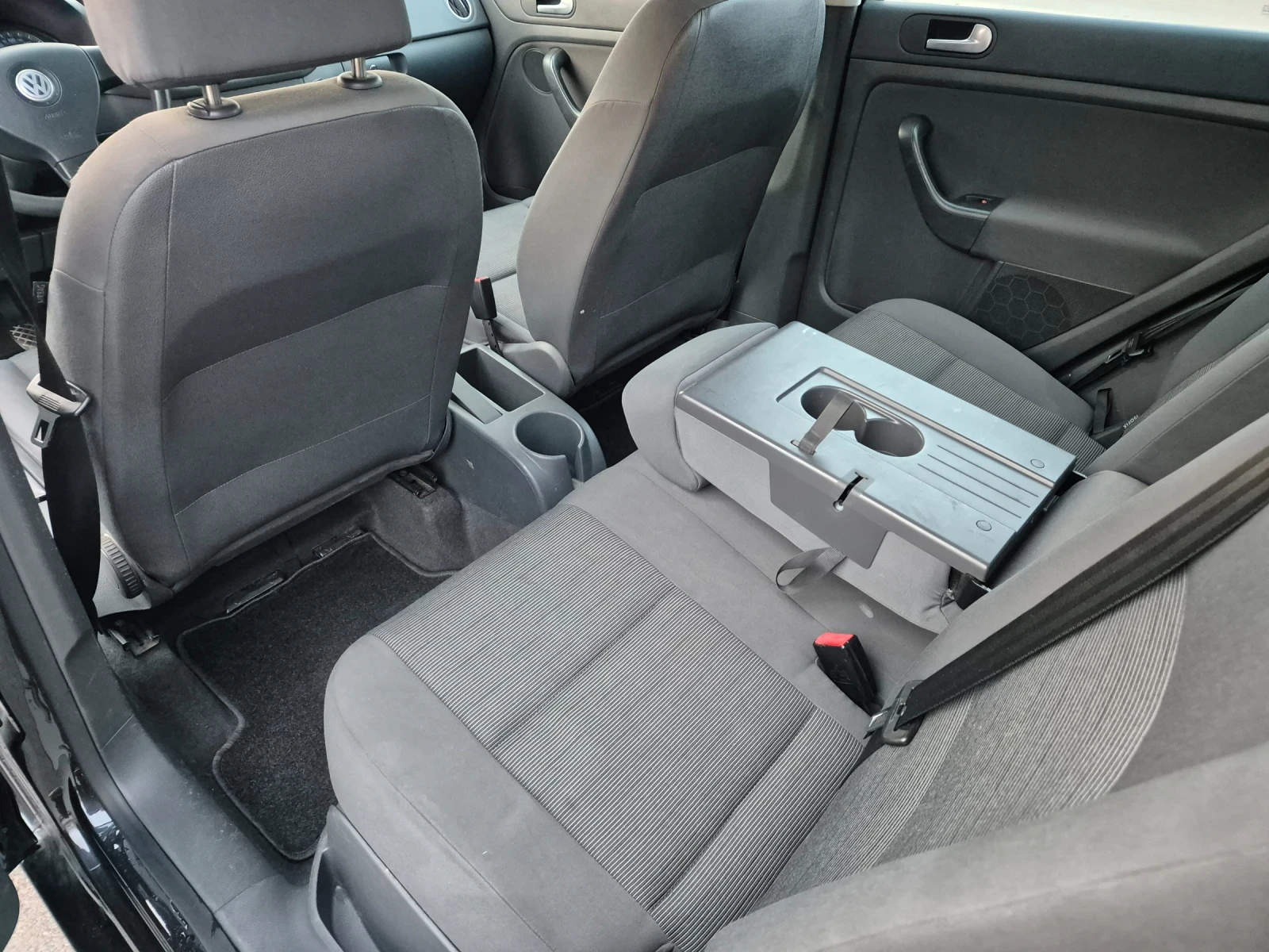 VW Golf Plus 1.6 FSI, снимка 8 - Автомобили и джипове - 53950768