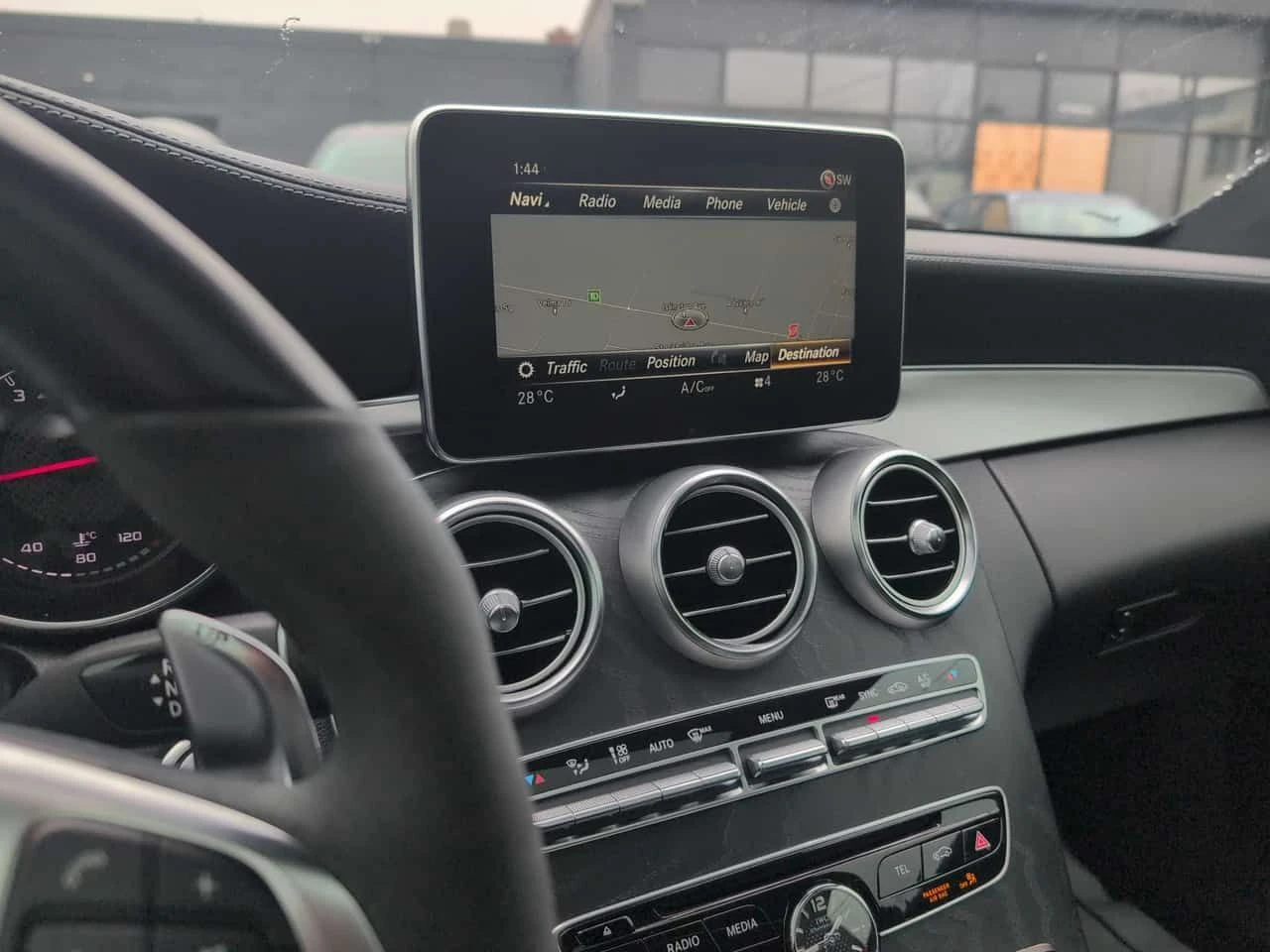 Mercedes-Benz C 63 AMG | BURMESTER| 360| ПОДГРЕВ| ШИБИДАХ| CARFAX, снимка 12 - Автомобили и джипове - 54009841