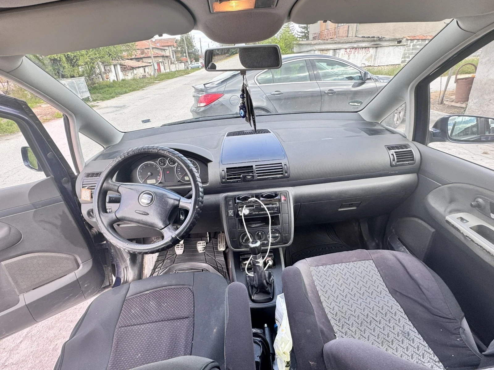 Seat Alhambra, снимка 4 - Автомобили и джипове - 54155645