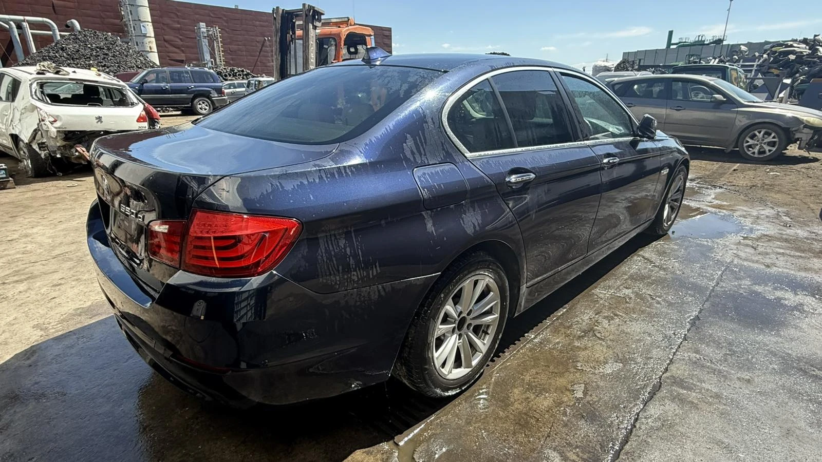 BMW 520, снимка 4 - Автомобили и джипове - 54371023