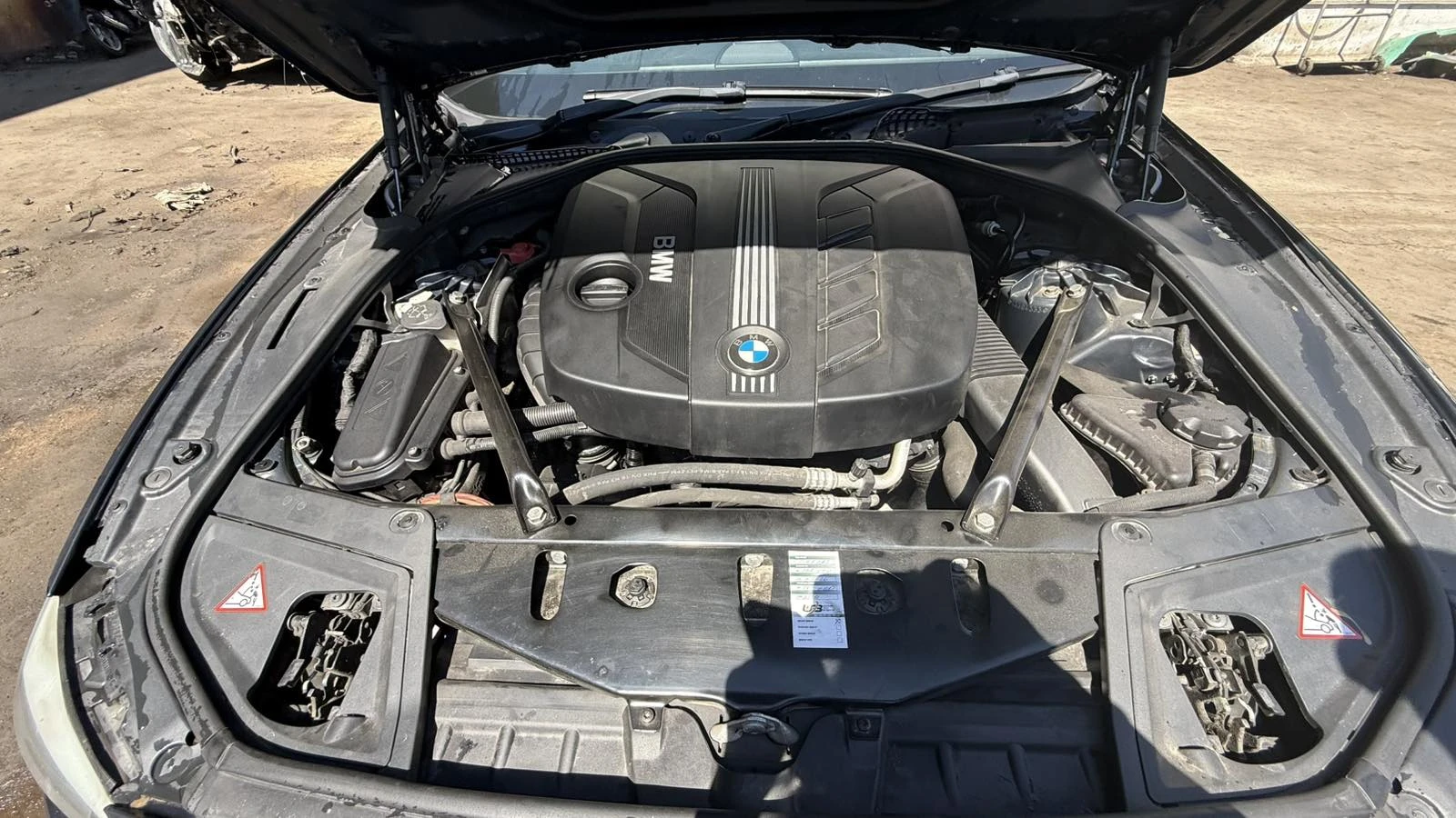 BMW 520, снимка 5 - Автомобили и джипове - 54371023