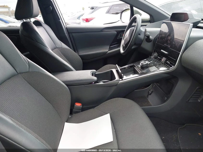 Toyota bZ4X Xle, снимка 5 - Автомобили и джипове - 54668748
