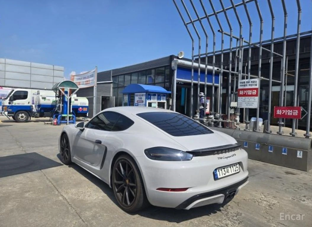 Porsche Cayman 2.5 GTS* BOSE* ПОДГРЕВ* ОБДУХВАНЕ* CHRONO* , снимка 4 - Автомобили и джипове - 54867840