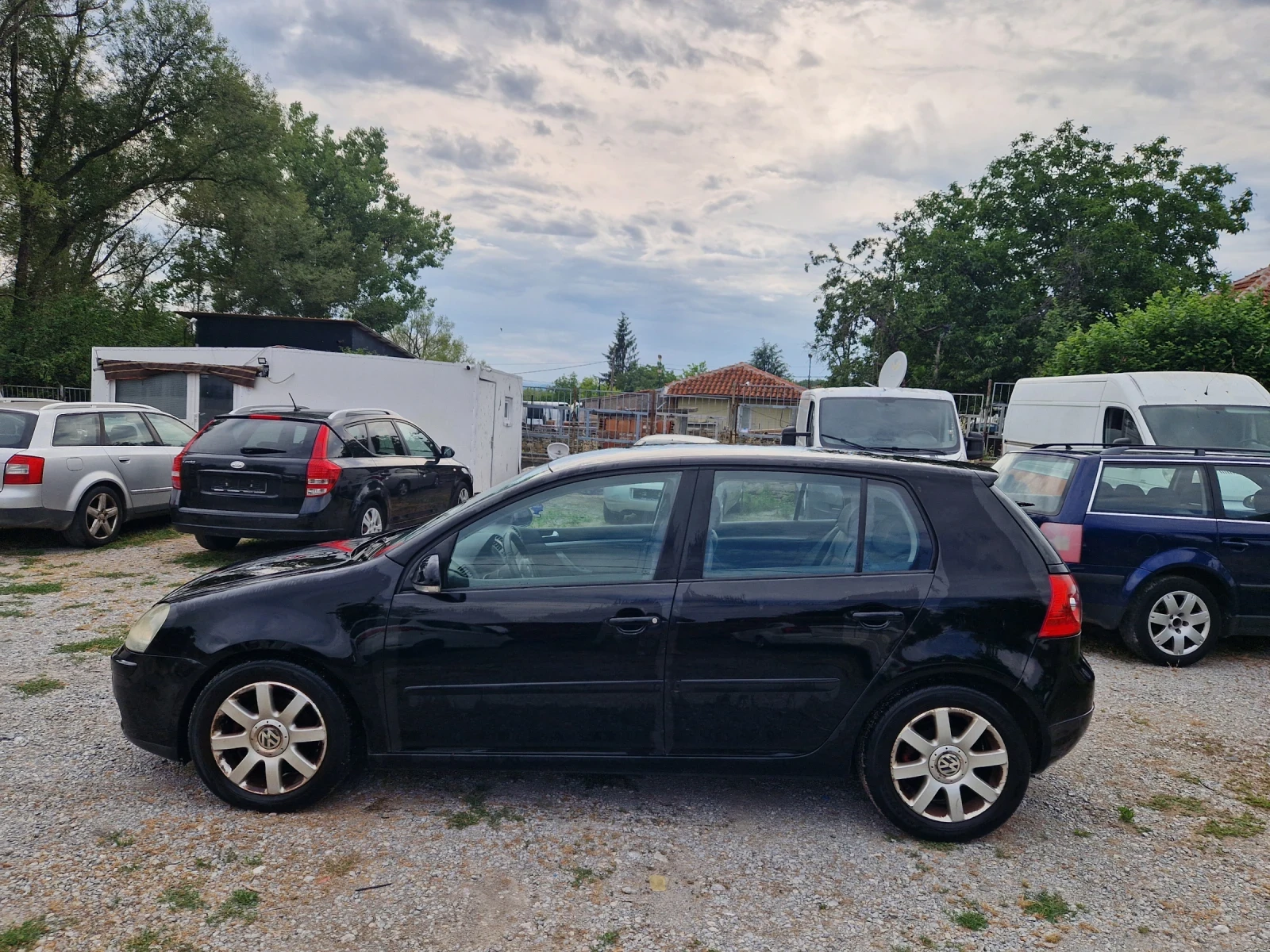 VW Golf 1.9TDI, 105кс.06г.5вр.Италия.БЕЗ РЪЖДИ, снимка 2 - Автомобили и джипове - 54962676