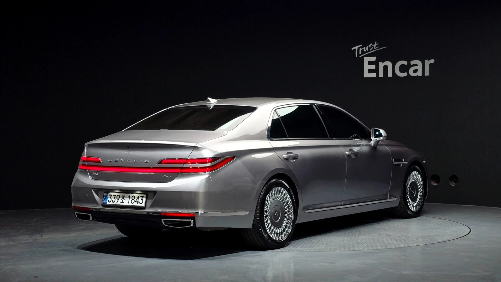 Genesis G90 3.8 AWD* Premium Luxury, снимка 2 - Автомобили и джипове - 55086593