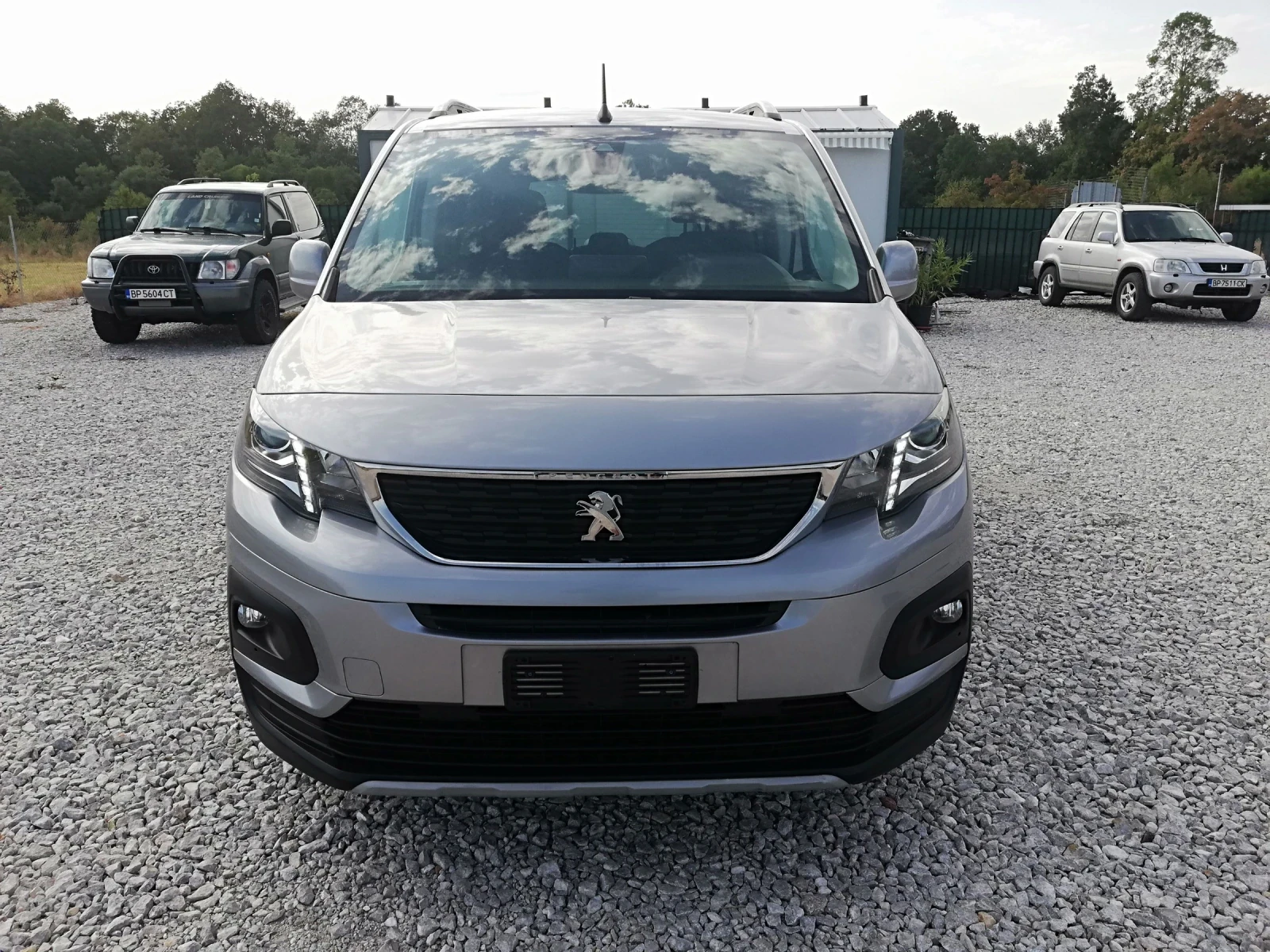 Peugeot Rifter 1.5D KLI NAVI , снимка 14 - Автомобили и джипове - 55901754