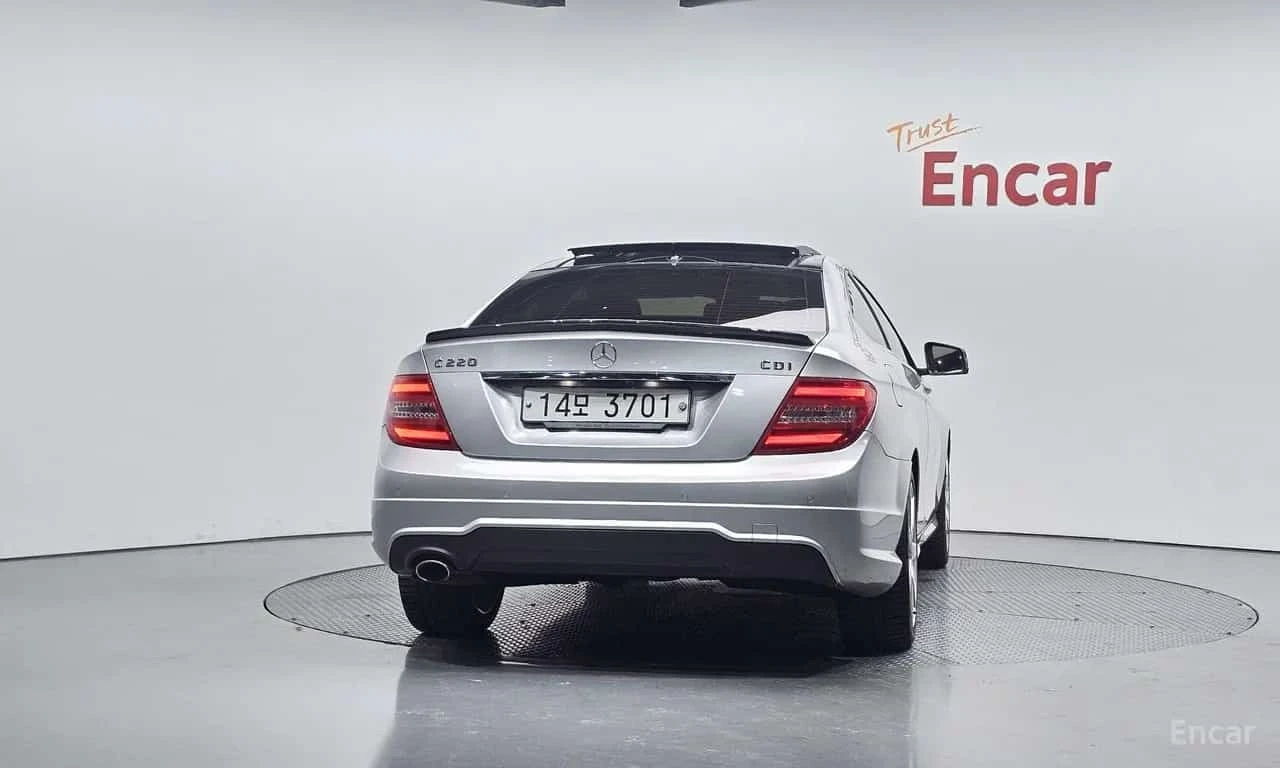 Mercedes-Benz C 220 АМГ ПАКЕТ/ CDI Coupe /ПОДГРЕВ/ПАМЕТ/, снимка 4 - Автомобили и джипове - 56332222