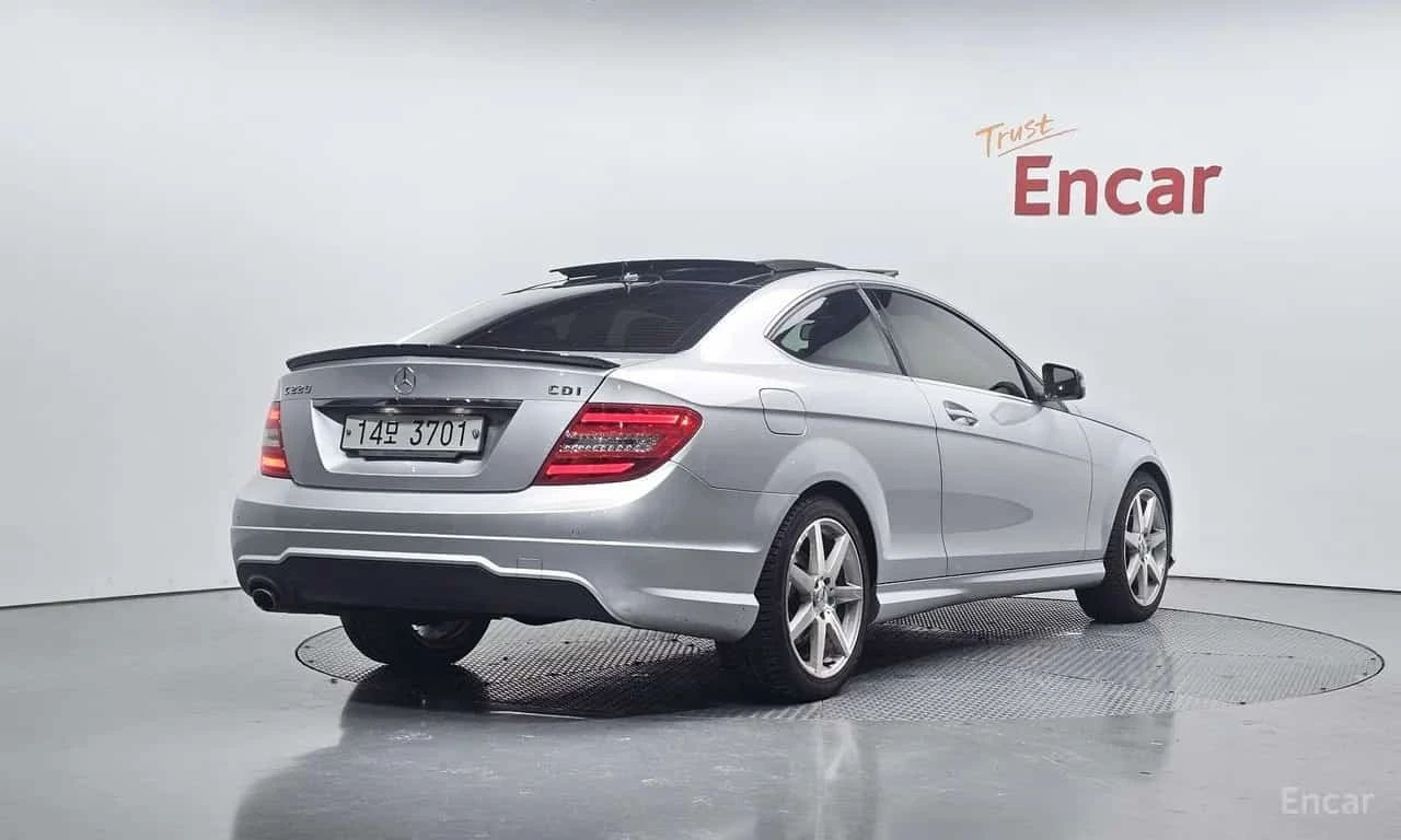 Mercedes-Benz C 220 АМГ ПАКЕТ/ CDI Coupe /ПОДГРЕВ/ПАМЕТ/, снимка 2 - Автомобили и джипове - 56332222