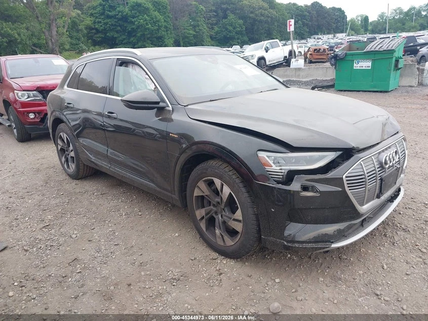 Audi E-Tron Prestige Quattro