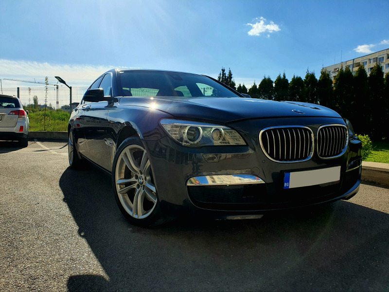 BMW 740 M-Paket, снимка 3 - Автомобили и джипове - 37316713
