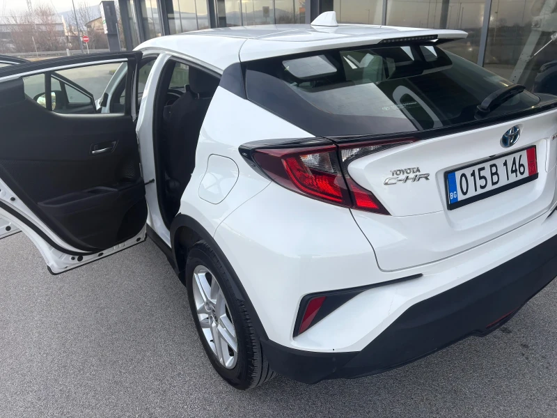 Toyota C-HR Hybrid , снимка 7 - Автомобили и джипове - 48817019