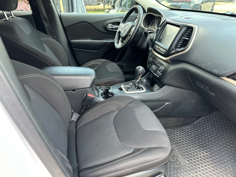 Jeep Cherokee 2.4i 4x4  NORTH Цена за Кеш, снимка 11 - Автомобили и джипове - 52075622