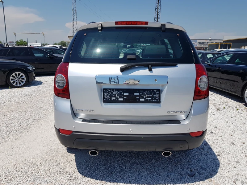 Chevrolet Captiva 2.2-163 k.c. FACELIFT 6 скорости / 7 места, снимка 5 - Автомобили и джипове - 52636532