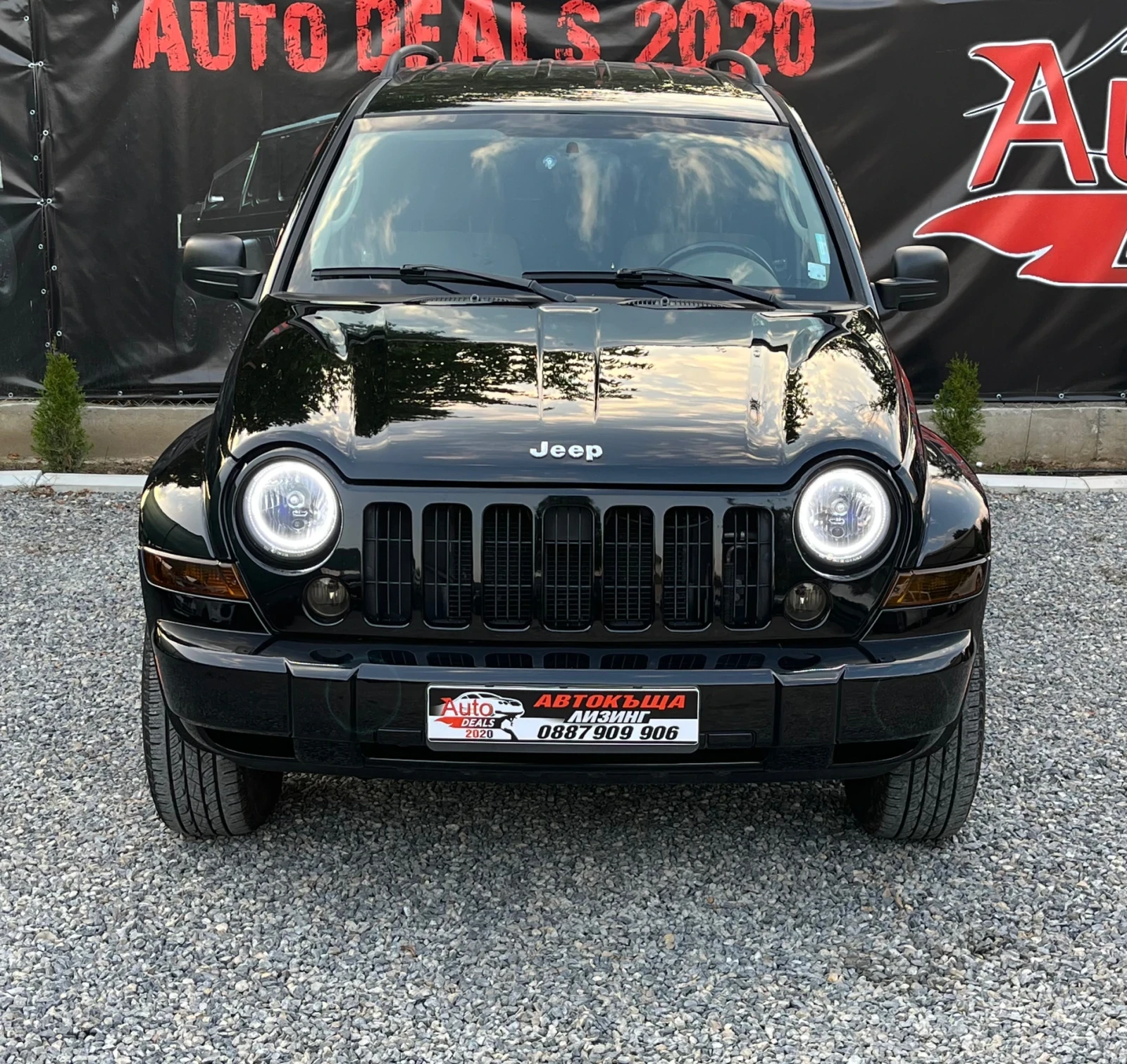 Jeep Cherokee 3.7ГАЗ* АВТОМАТ* ТОП* СОБСТВЕН ЛИЗИНГ - изображение 2