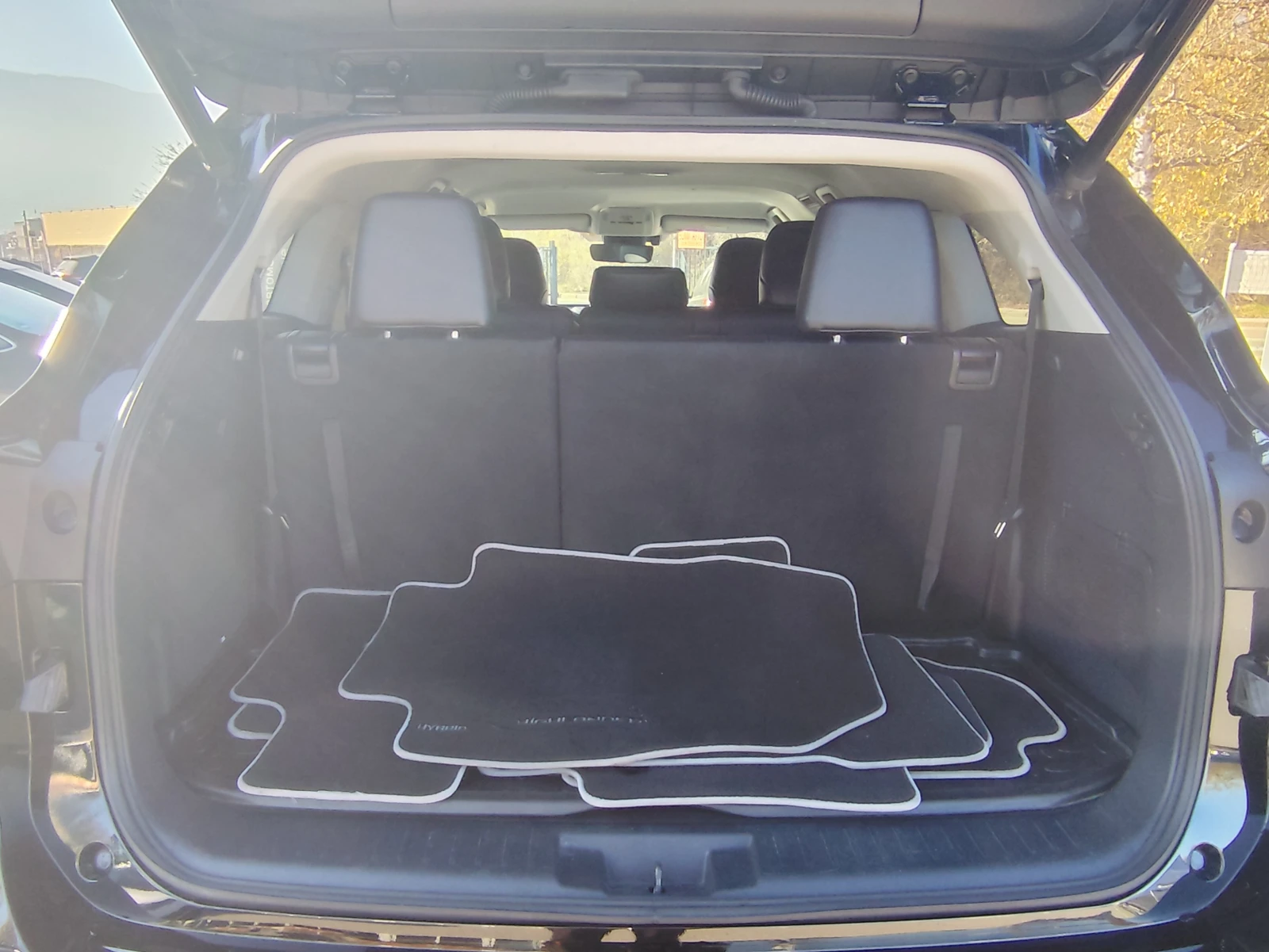 Toyota Highlander 2.5 HYBRID LED 7 4X4  CAMERA360 | Mobile.bg   12