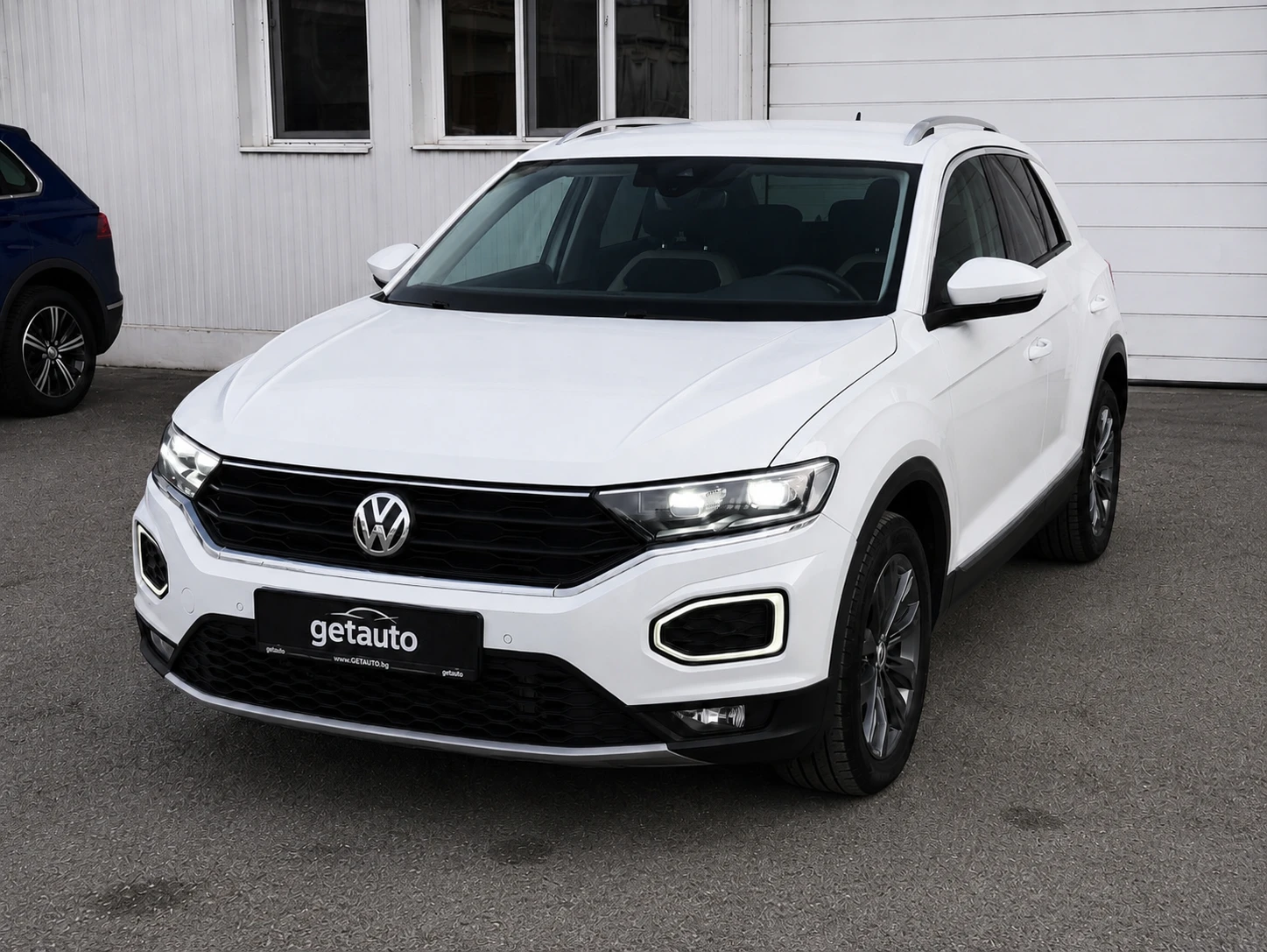 VW T-Roc 2.0 TDI-4Motion-DSG-Дигитално табло-Keyless-Камера, снимка 8 - Автомобили и джипове - 54009602
