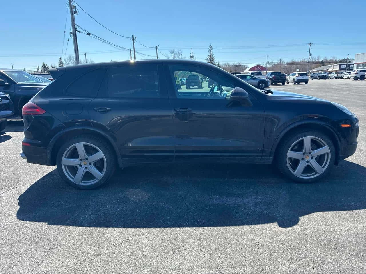 Porsche Cayenne AWD/ДИСТРОНИК/ОБДУХВАНЕ/ПАНОРАМА/ГУМИ+ ДЖАНТИ , снимка 3 - Автомобили и джипове - 54183768