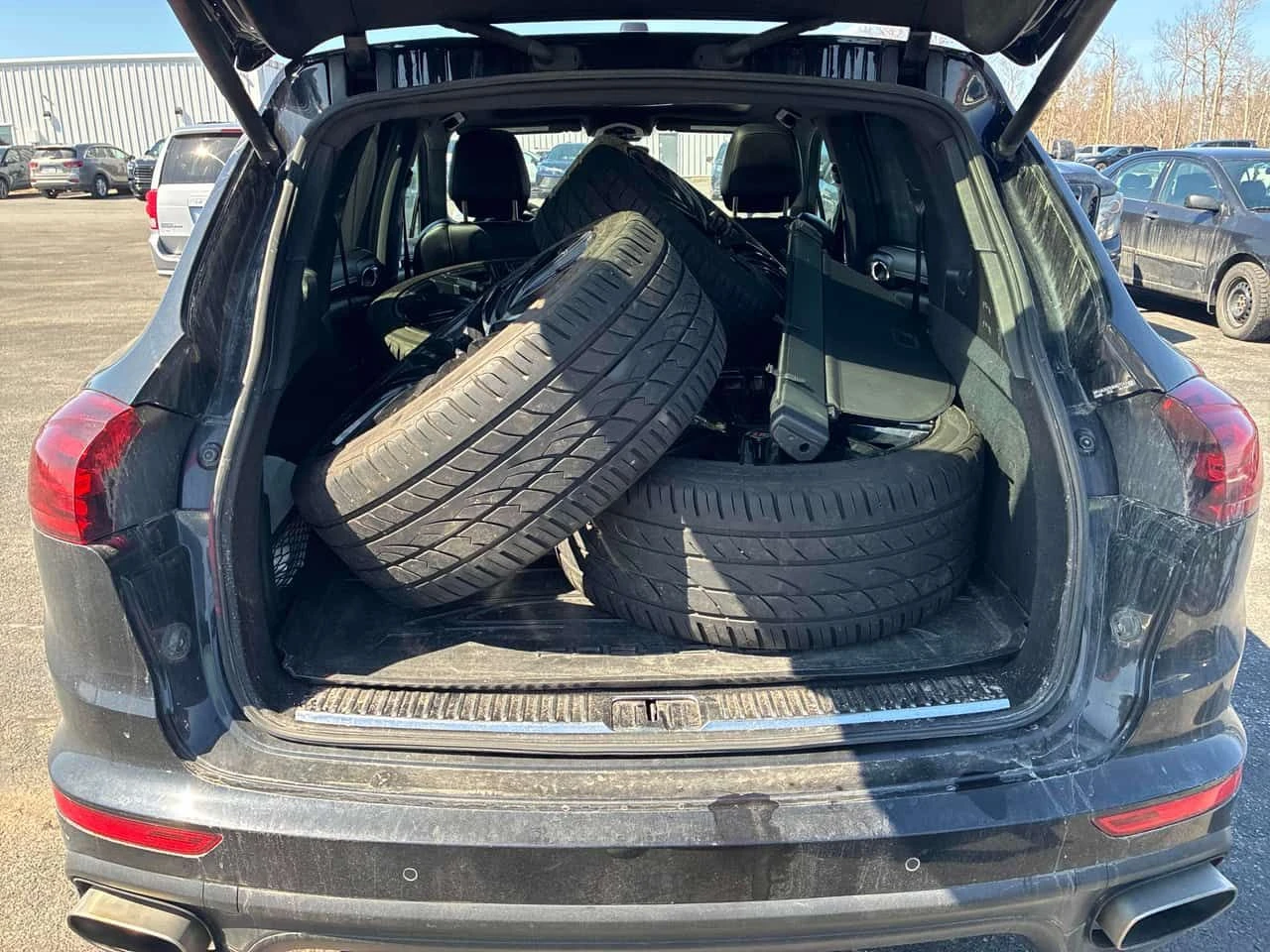 Porsche Cayenne AWD/ДИСТРОНИК/ОБДУХВАНЕ/ПАНОРАМА/ГУМИ+ ДЖАНТИ , снимка 10 - Автомобили и джипове - 54183768