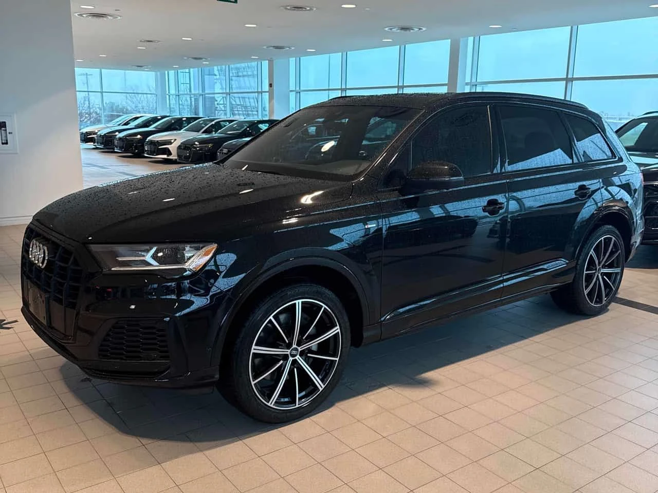 Audi Q7 Progressiv /360/ОБДУХВАНЕ/PANO, снимка 2 - Автомобили и джипове - 54312749