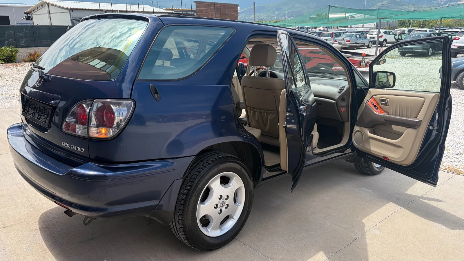 Lexus RX 300 3.0i, снимка 4 - Автомобили и джипове - 54619315