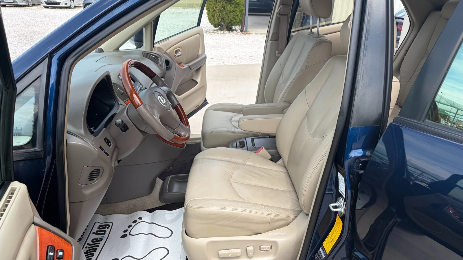 Lexus RX 300 3.0i, снимка 7 - Автомобили и джипове - 54619315