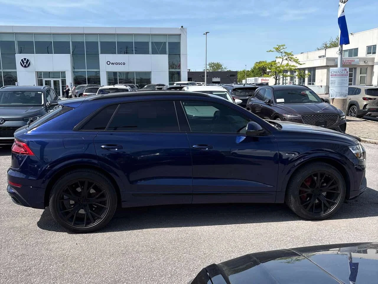 Audi Q8 * Progressiv * CARFAX * ЦЕНА ДО БГ, снимка 4 - Автомобили и джипове - 54989330