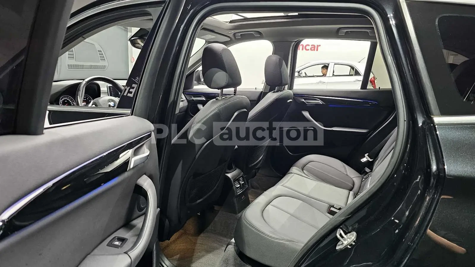 BMW X1 ПОДГРЕВИ * ПАНО * KEYLESS * АВТОКРЕДИТ , снимка 11 - Автомобили и джипове - 55032779