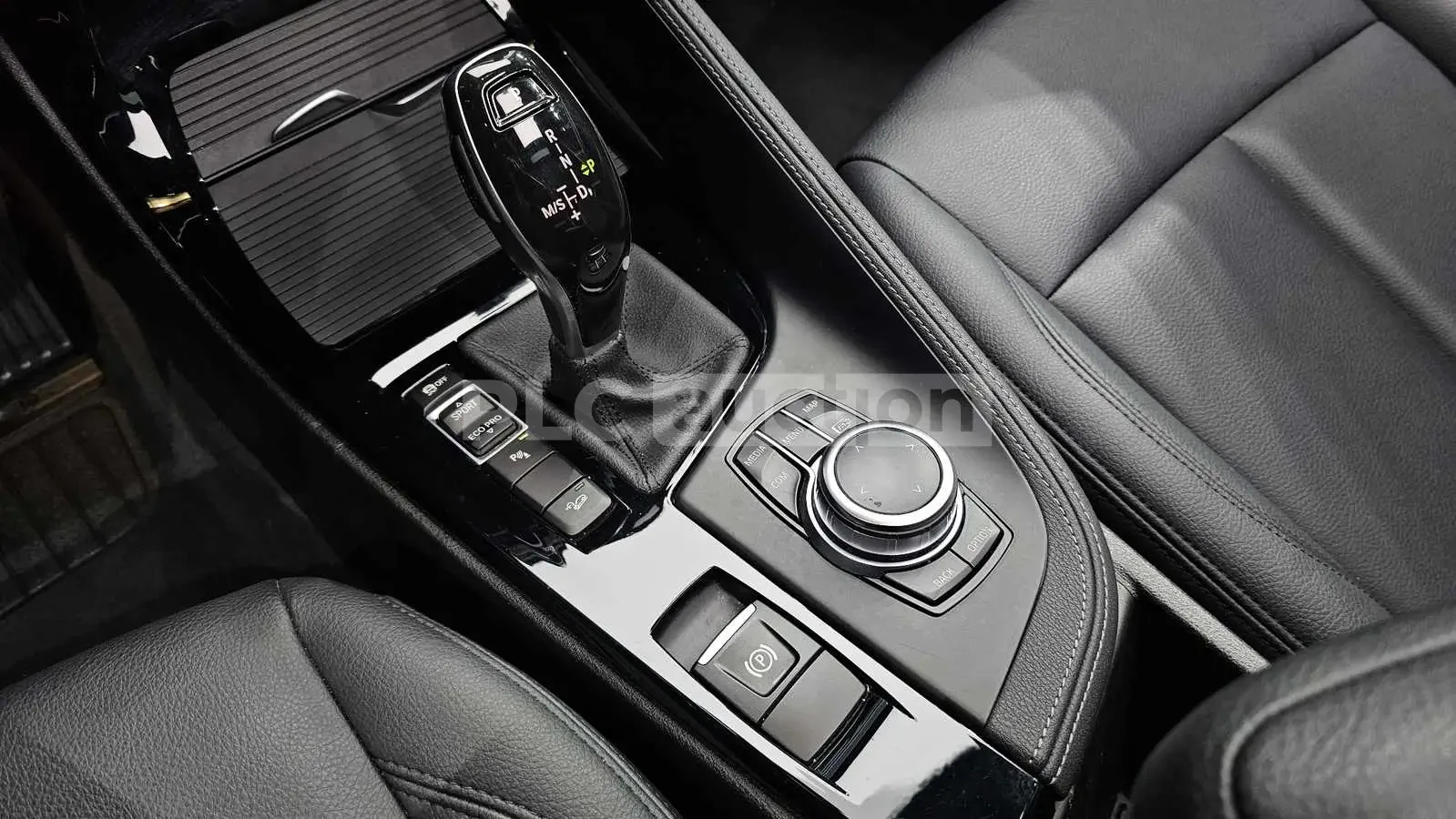 BMW X1 ПОДГРЕВИ * ПАНО * KEYLESS * АВТОКРЕДИТ , снимка 9 - Автомобили и джипове - 55032779