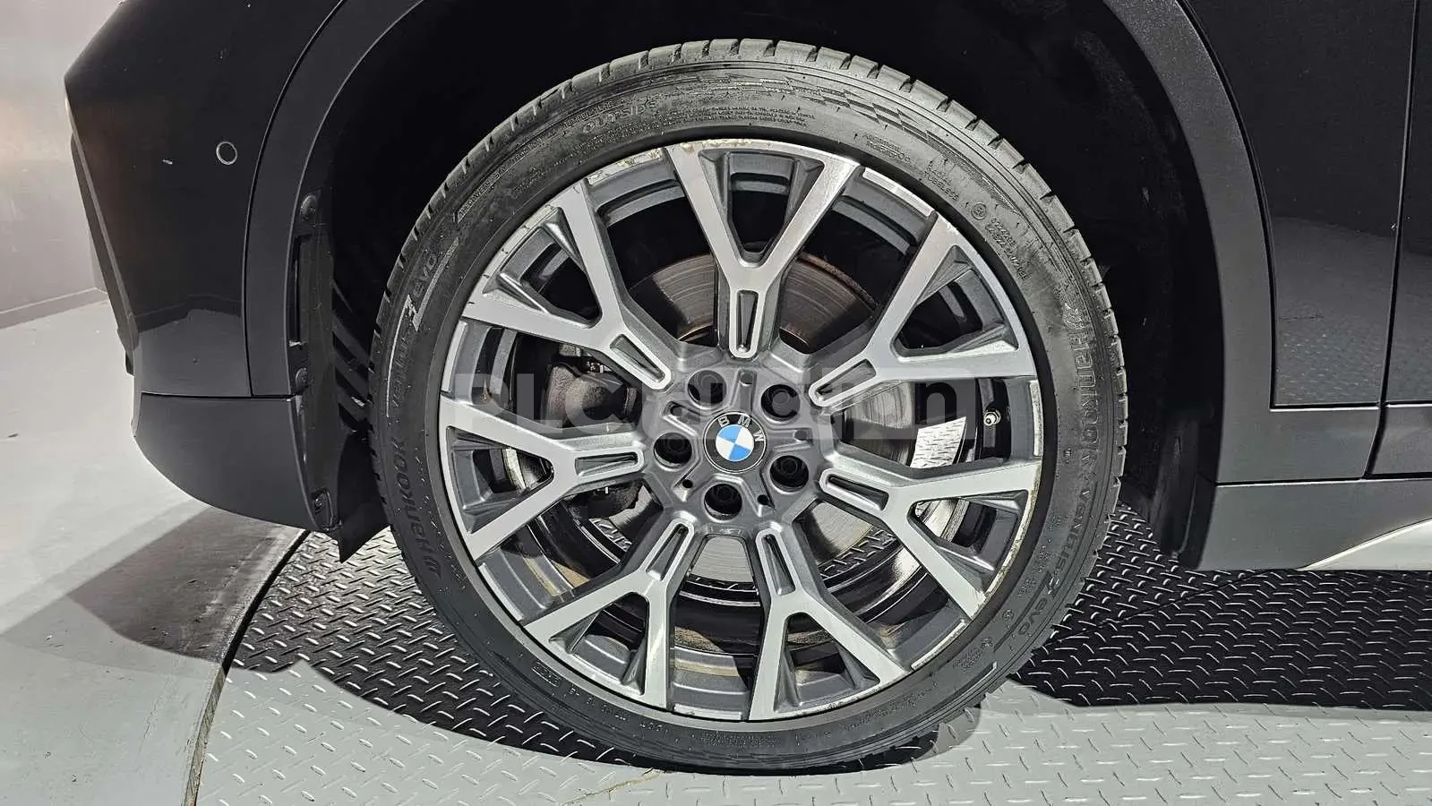 BMW X1 ПОДГРЕВИ * ПАНО * KEYLESS * АВТОКРЕДИТ , снимка 5 - Автомобили и джипове - 55032779