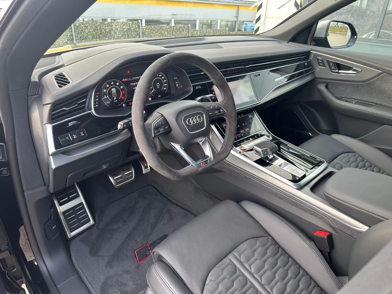 Audi RSQ8 PERFORMANCE / CERAMIC / MATRIX / BLACK OPTIC / HUD, снимка 10 - Автомобили и джипове - 56021209