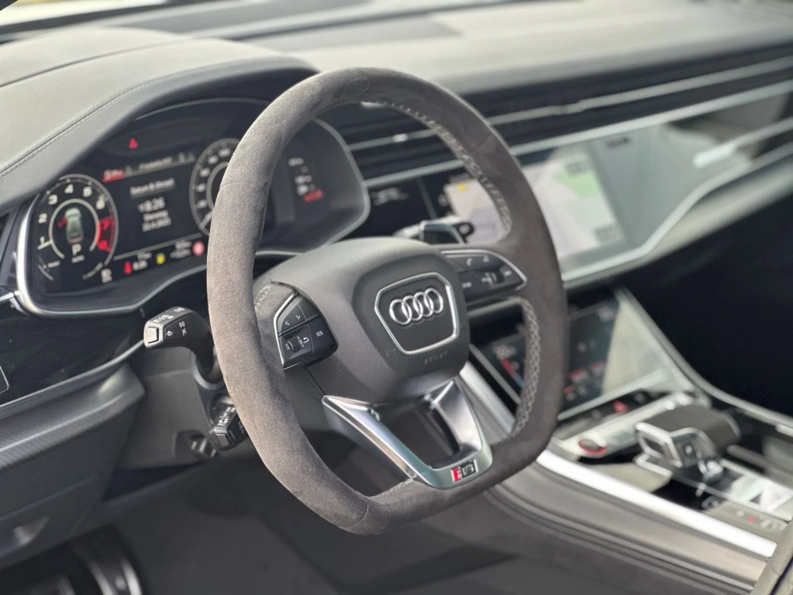 Audi RSQ8 PERFORMANCE / CERAMIC / MATRIX / BLACK OPTIC / HUD, снимка 13 - Автомобили и джипове - 56021209